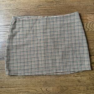 Brandy Melville Houndstooth Mini Skirt Size Large